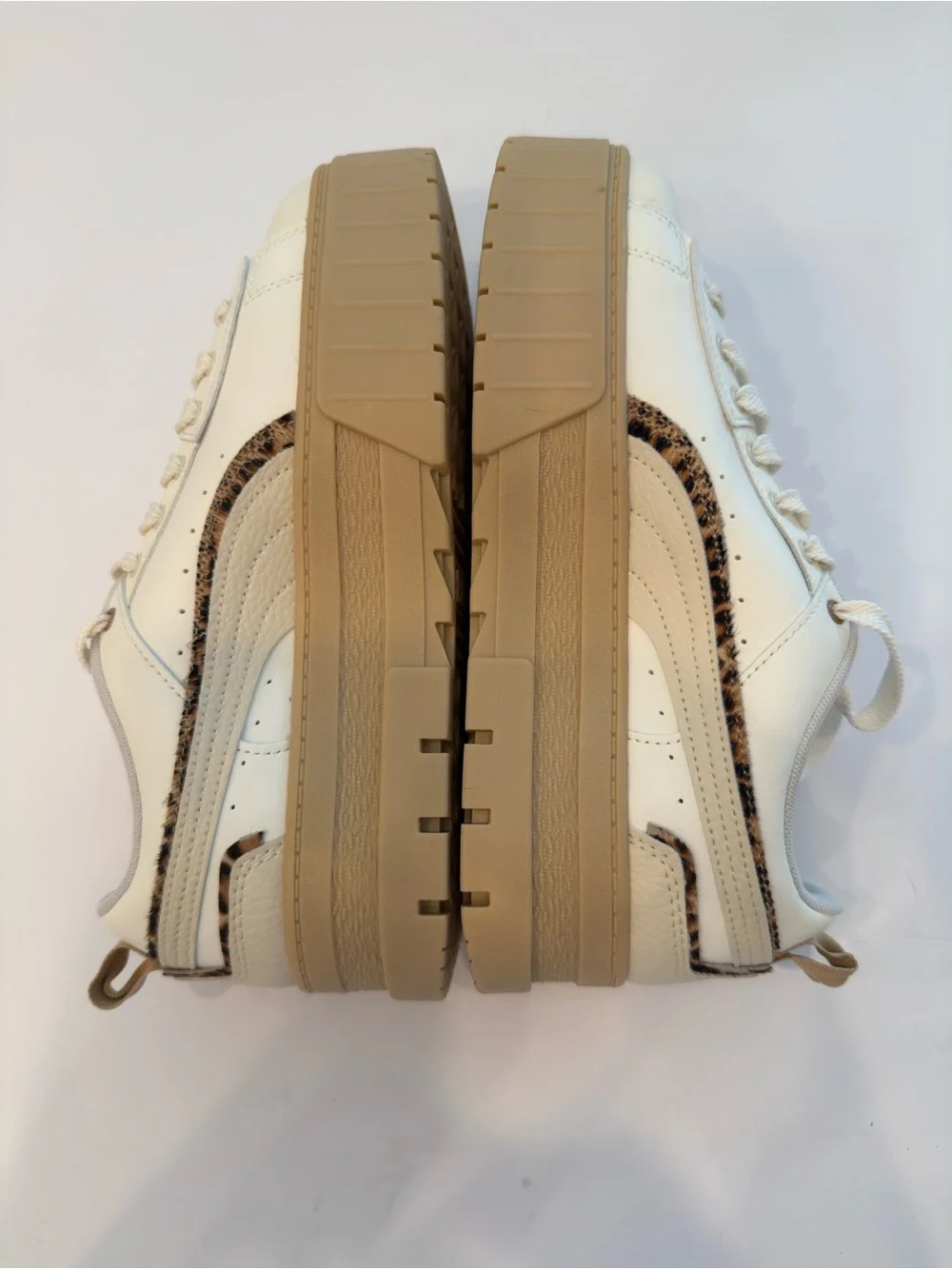PUMA Mayze UT Leo Platform Sneakers White Leopard - NWOT Excellent Condition 9.5